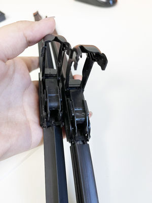 Directly Supply Universal Cars Windshield Wiper with Natural Rubber Refill