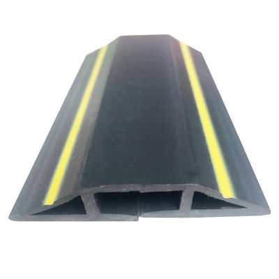 Hardness 30-90 Shore Cable Protector 2 Channel Floor Cable Cover with Water Function