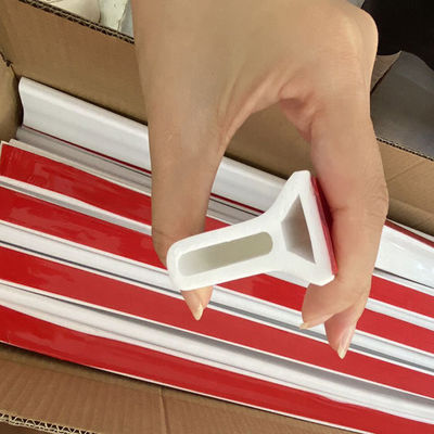 Cutting Bathroom Silicone Water Dam Barrier Water Stopper EPDM PVC TPV TPE Sealing Strip