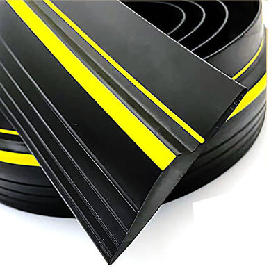 Construction Machinery Wear Resistant Rubber Strip With ISO9001 TS16949 Certification